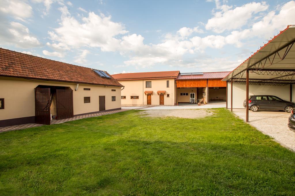 Pensiunea Dor De Casa Pestenita Екстер'єр фото